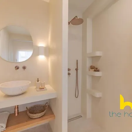 Romantic Rooftop With Acropolis View & Whirlpool! * Ateny