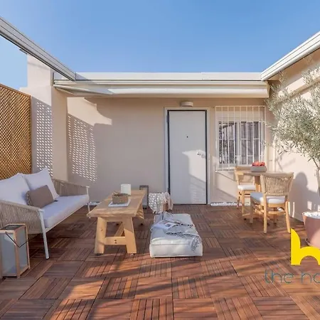 Romantic Rooftop With Acropolis View & Whirlpool! Apartment *